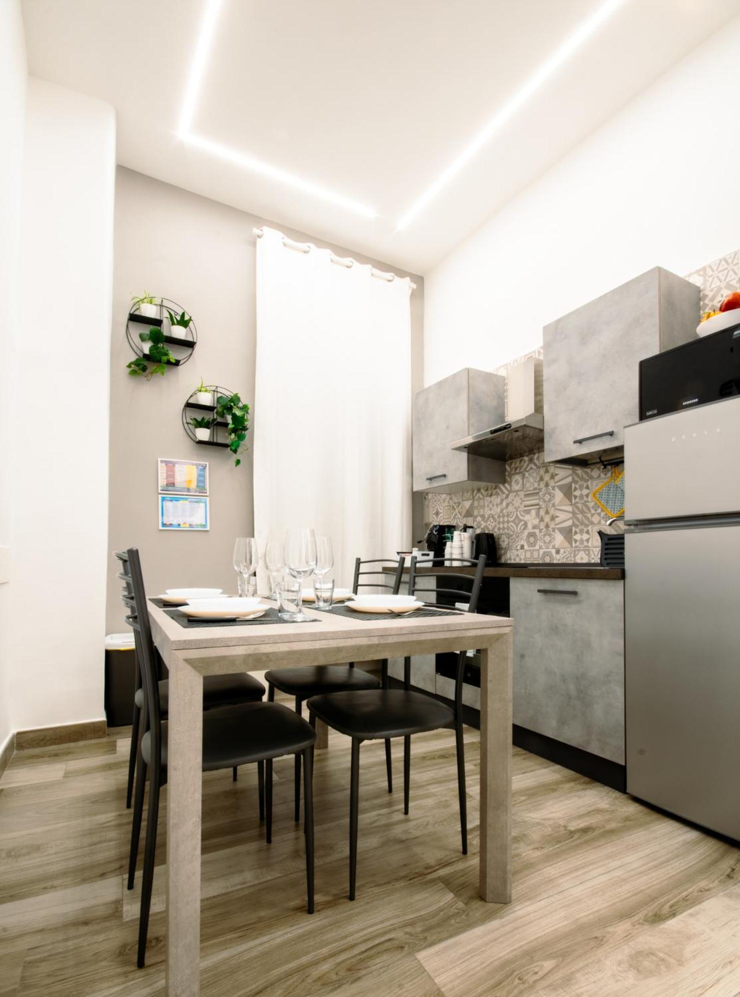 Apartamento Casa Cosmedin Nápoles Exterior foto